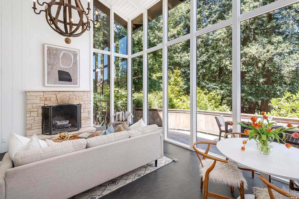 191 Circle Avenue - Photo 1