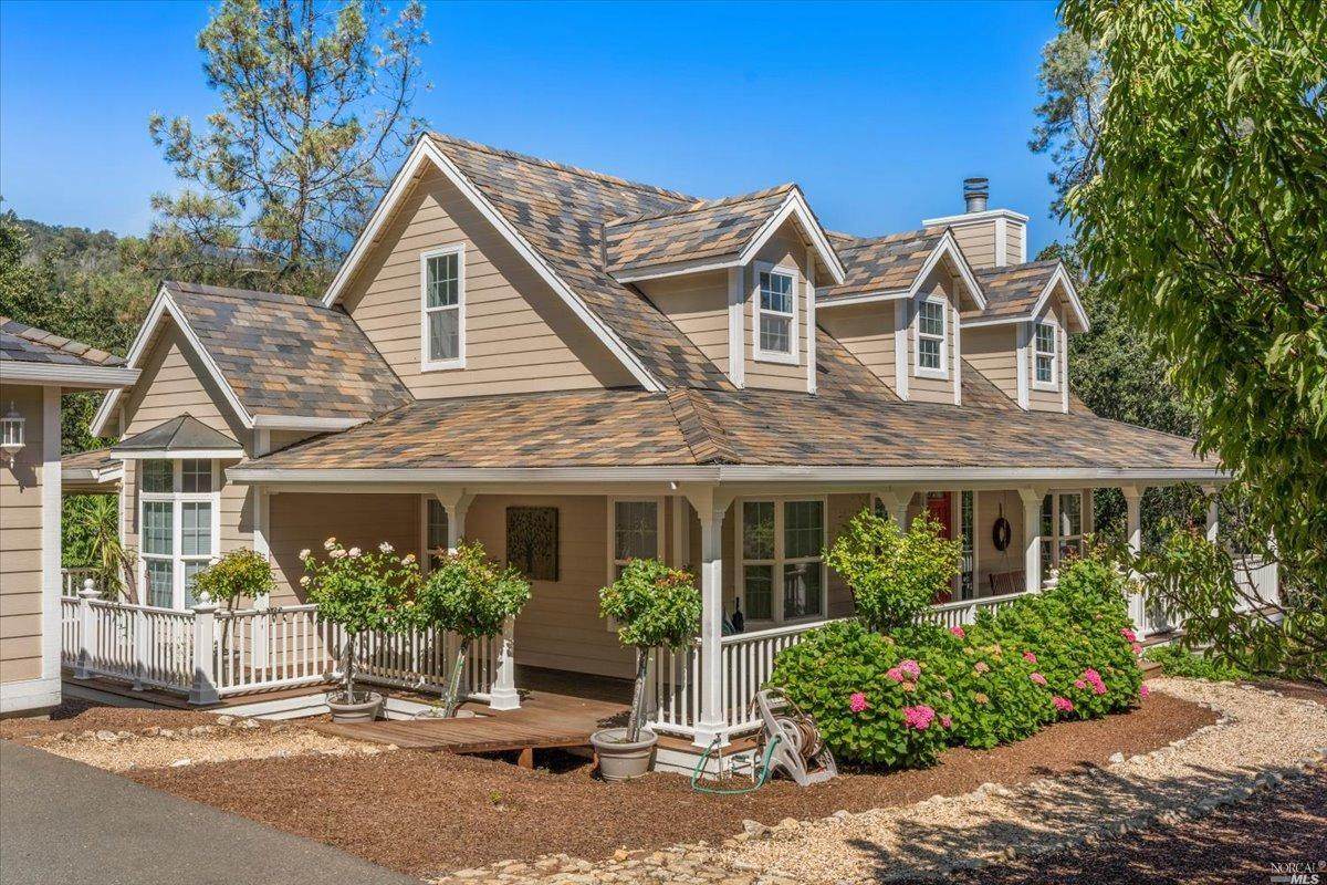 1439 Whitehall Lane - Photo 1