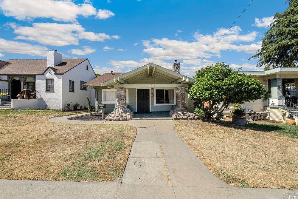 1020 Carolina Street - Photo 1