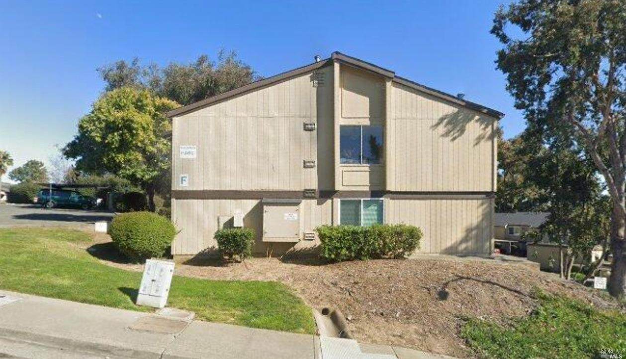 355 Parkview Terrace - Photo 1
