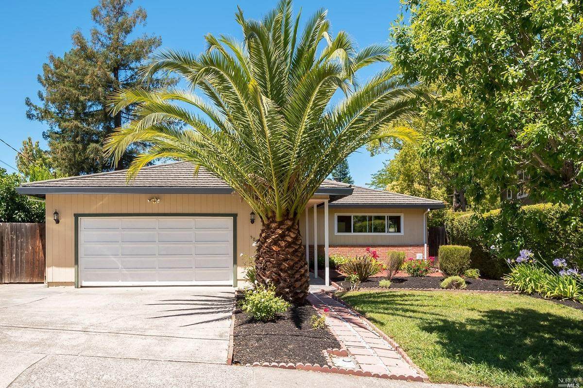 580 Arlington Circle - Photo 1
