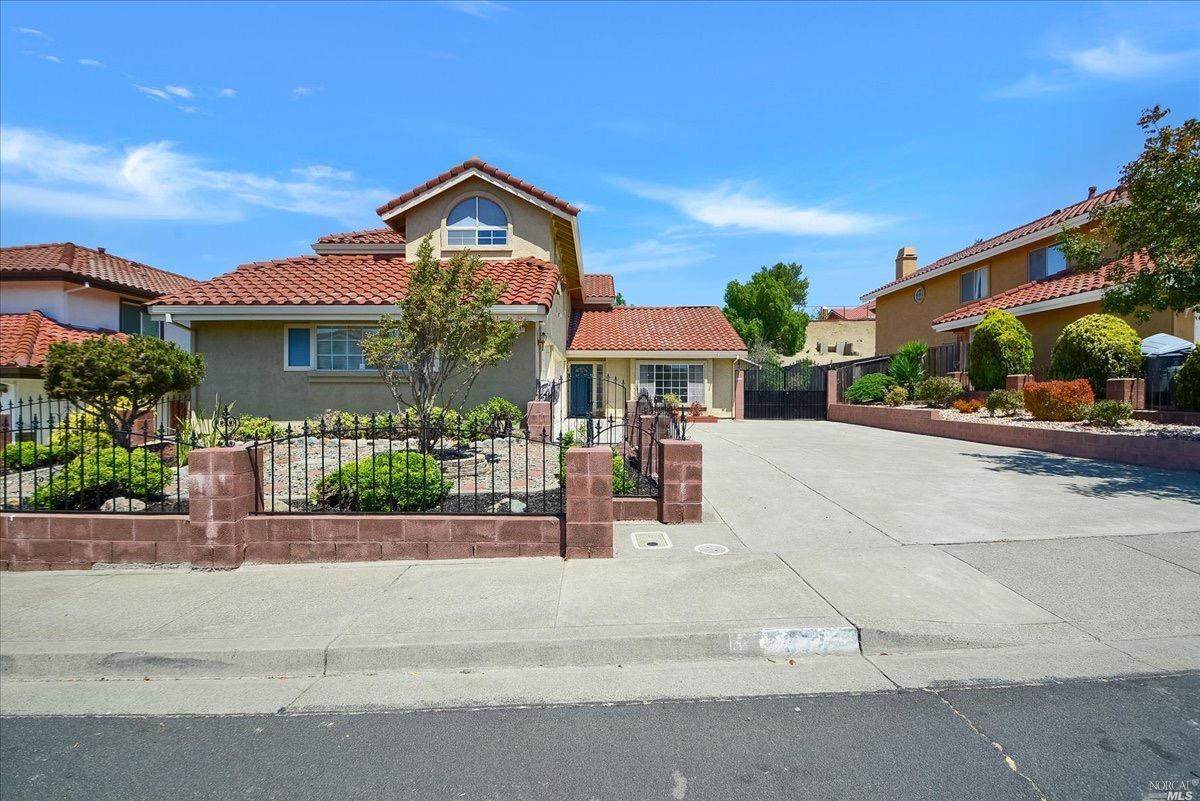 377 Hawkins Street - Photo 1
