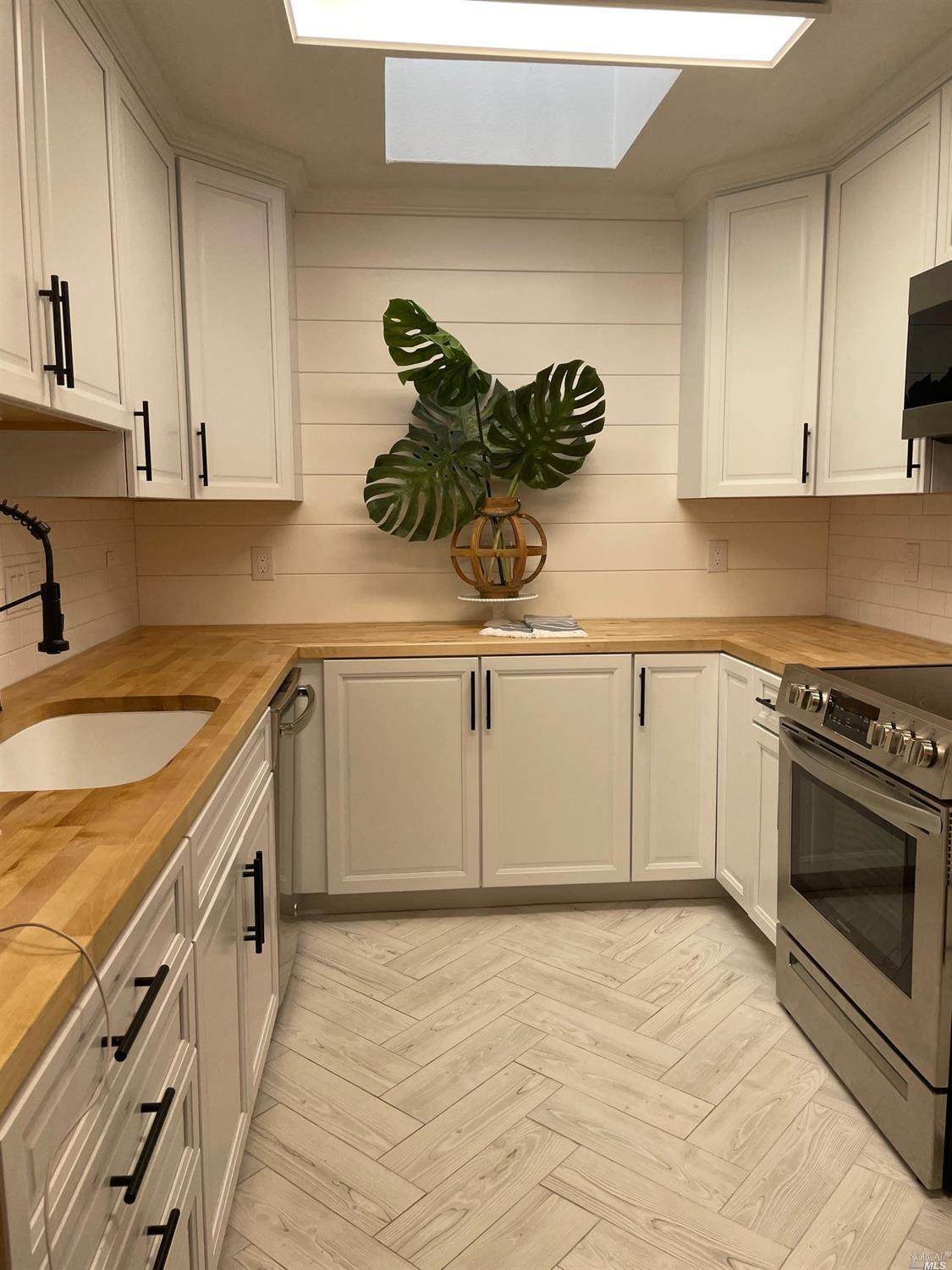 1770 Stuart Court - Photo 1