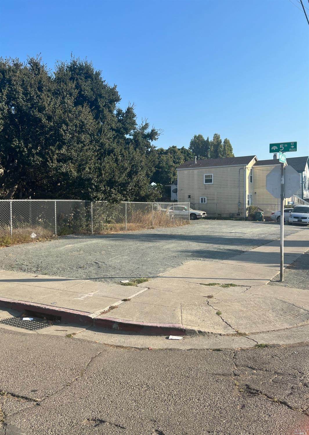 1495 5th Street - Photo 1