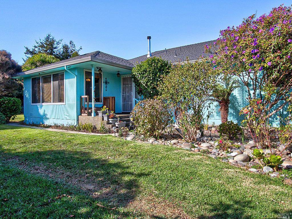 135 Sanderson Way - Photo 1