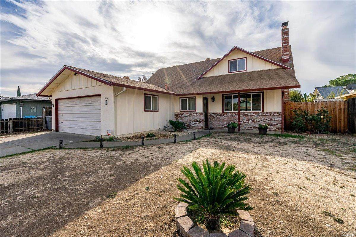 1036 Woodridge Drive - Photo 1