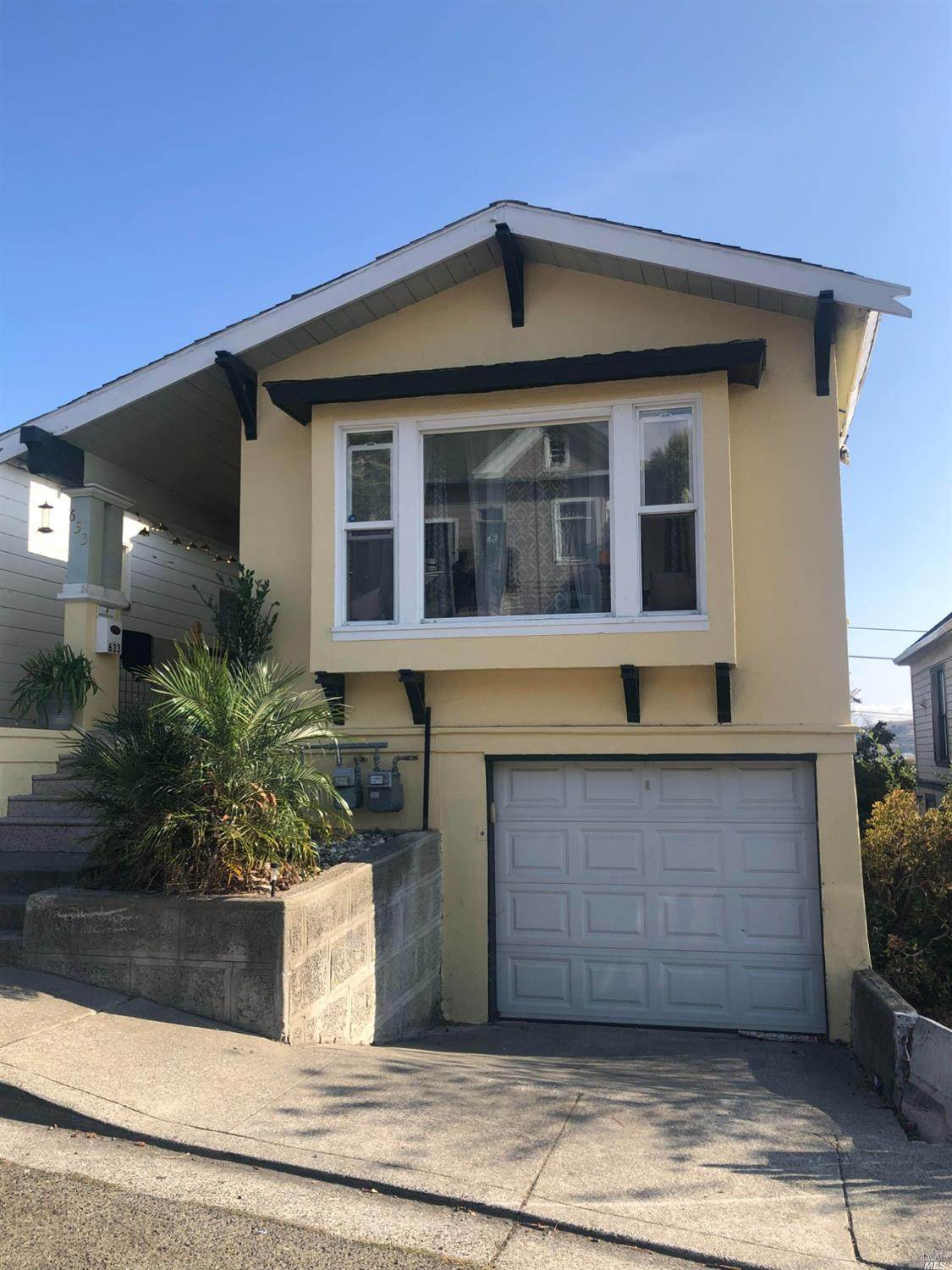 633 Maine Street - Photo 1