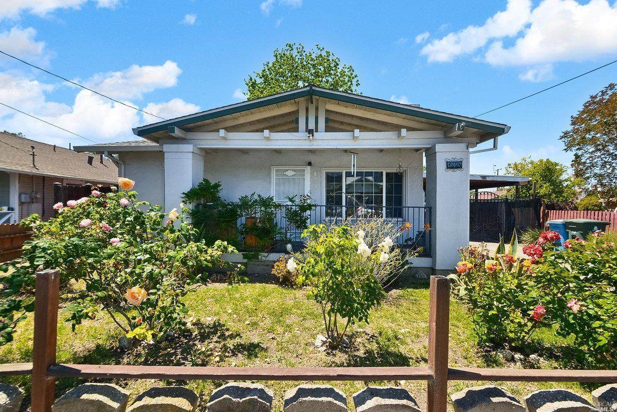 135 12th Street - Photo 1