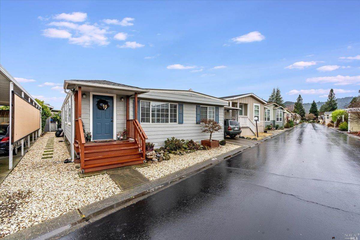 6468 Washington Street - Photo 1
