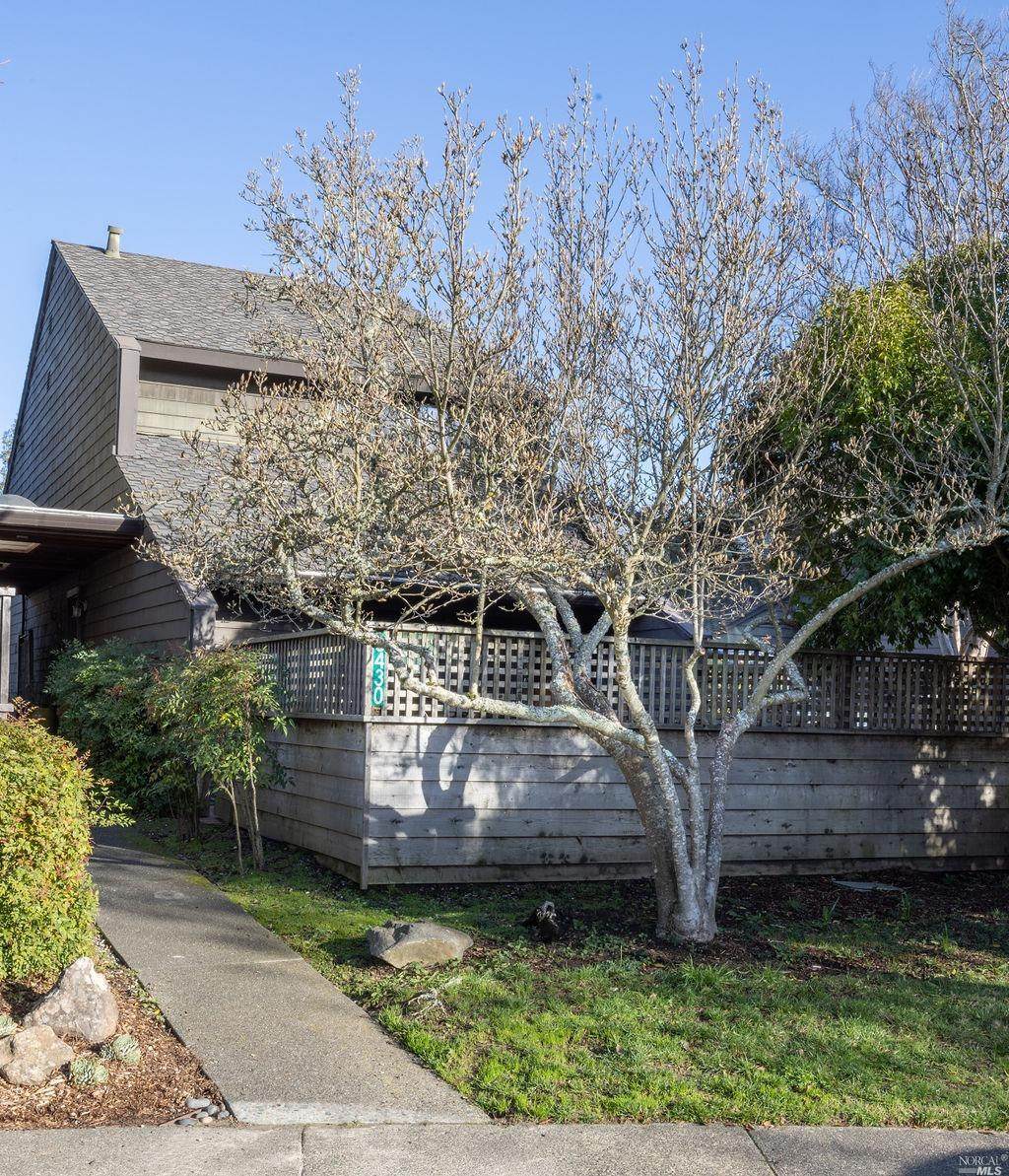 8430 Valley View Court - Photo 1
