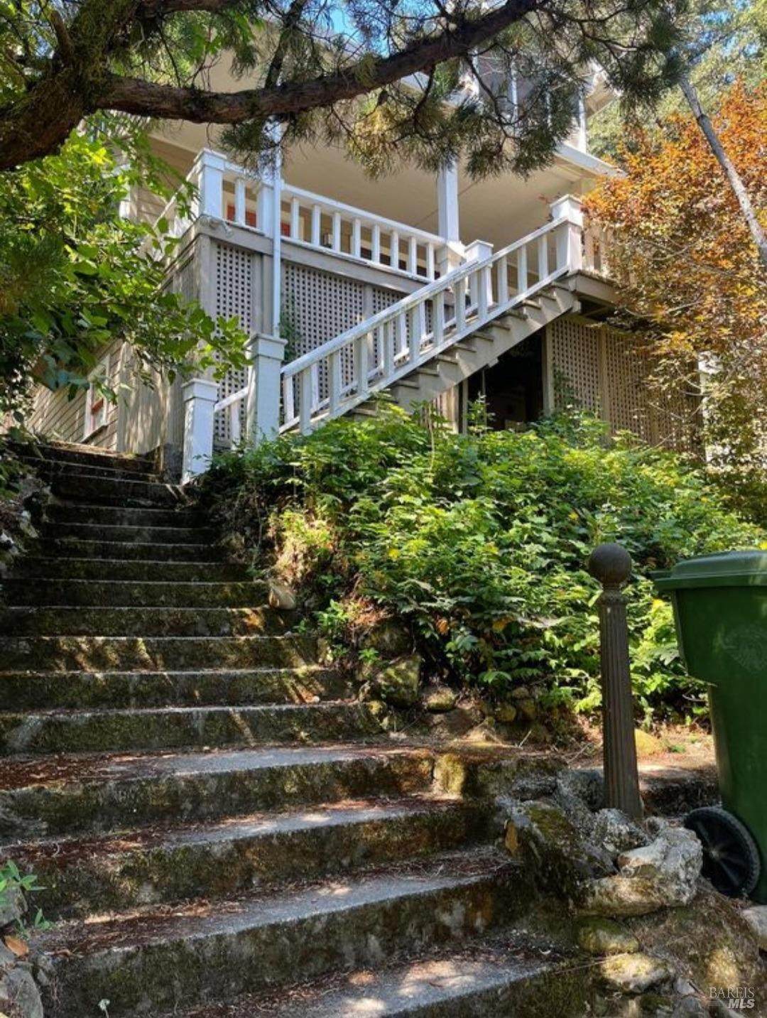 1715 Foothill Boulevard - Photo 1