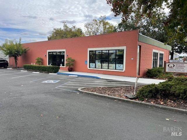 714 Petaluma Boulevard - Photo 1