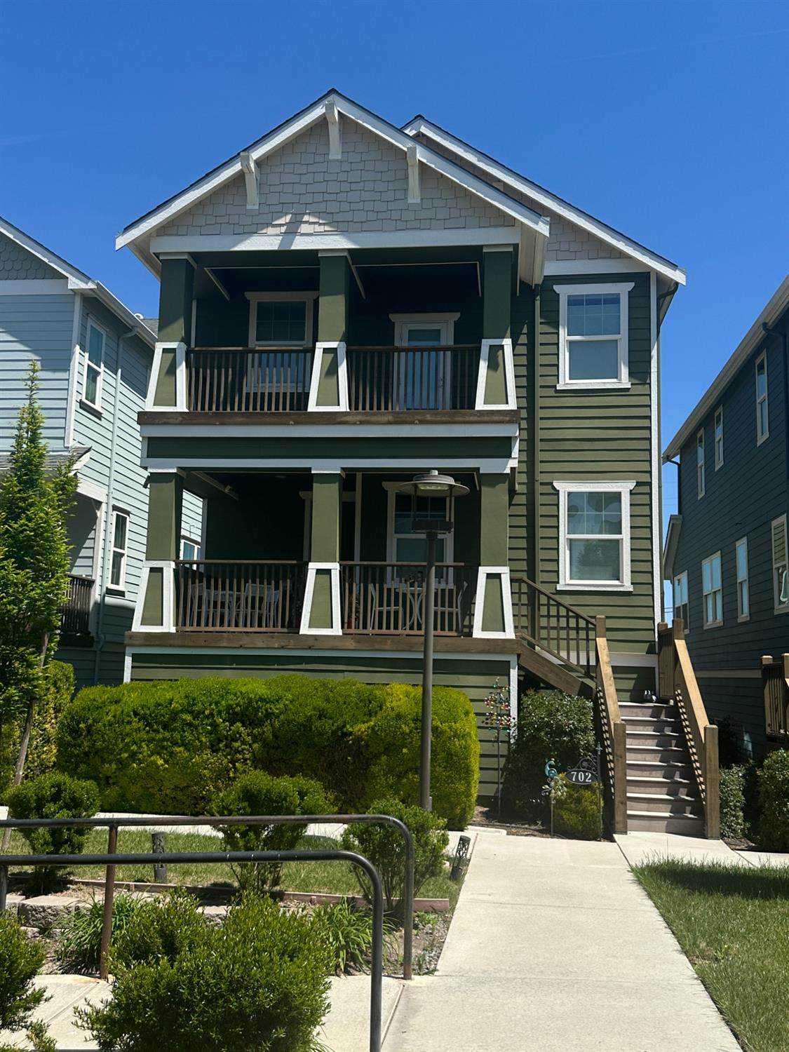 702 Anne Marie Way - Photo 1