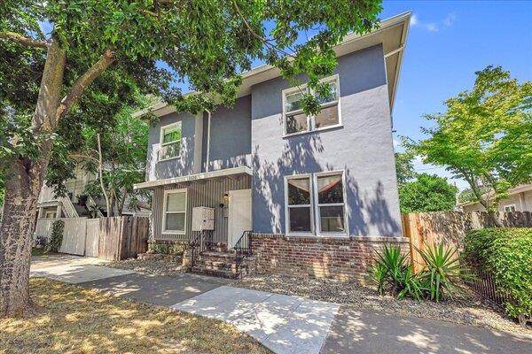 1520 23rd Street - Photo 1