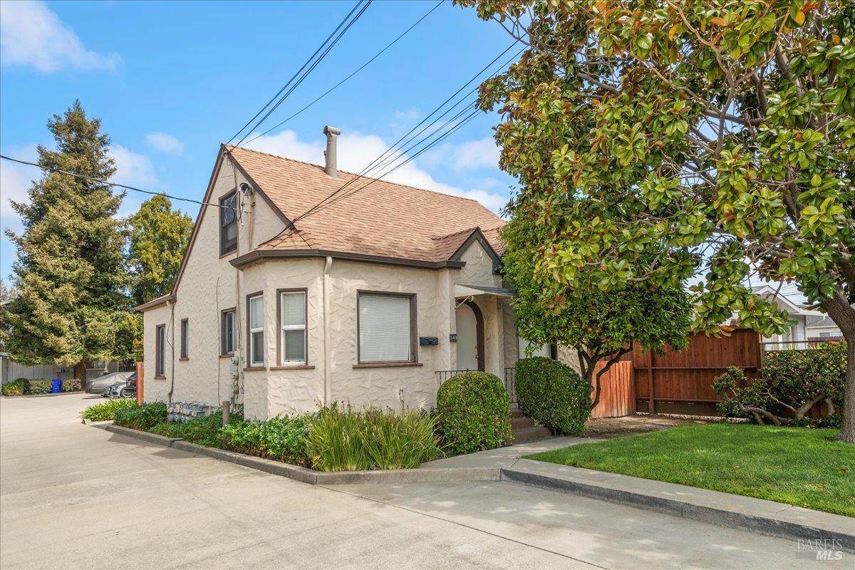 148 Sunset Boulevard - Photo 1
