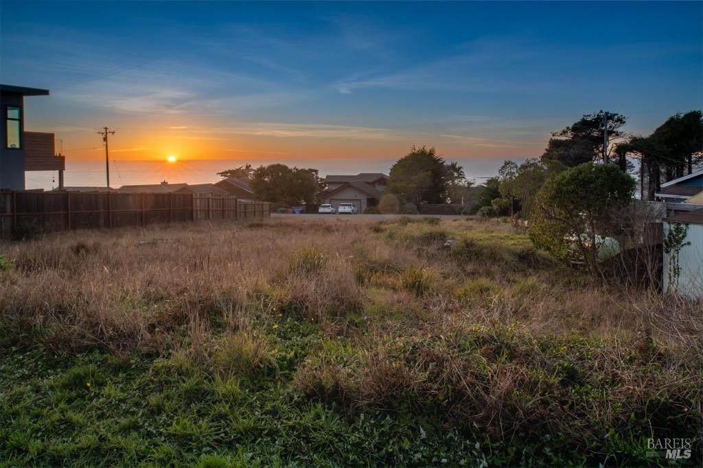 38421 Robinson Reef Drive - Photo 1