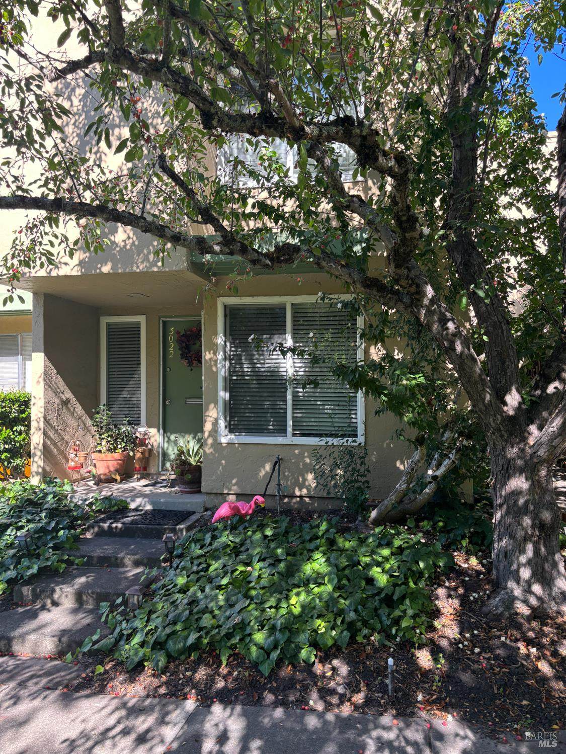 3022 Yulupa Avenue - Photo 1