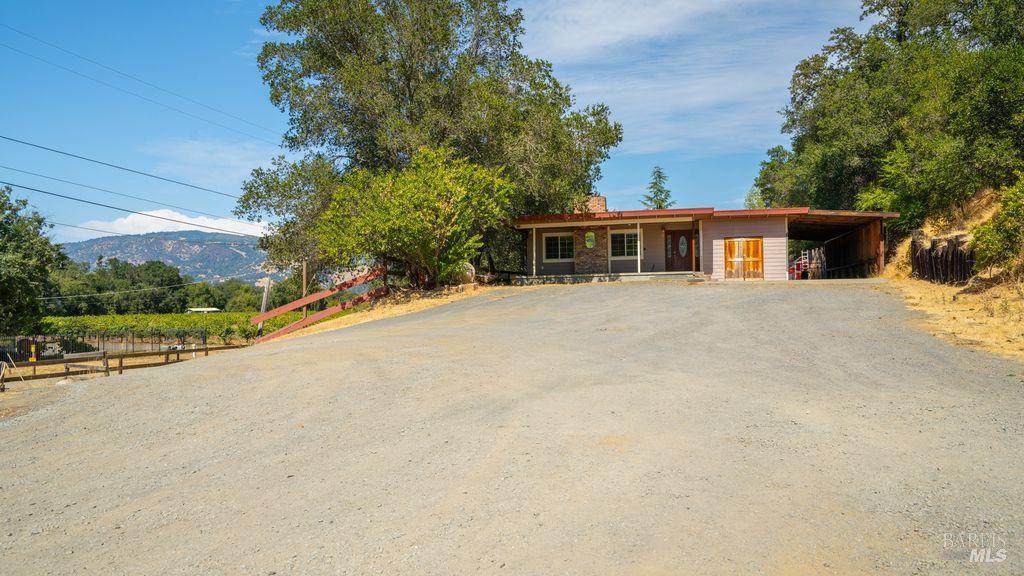 40 El Rancho Drive - Photo 1