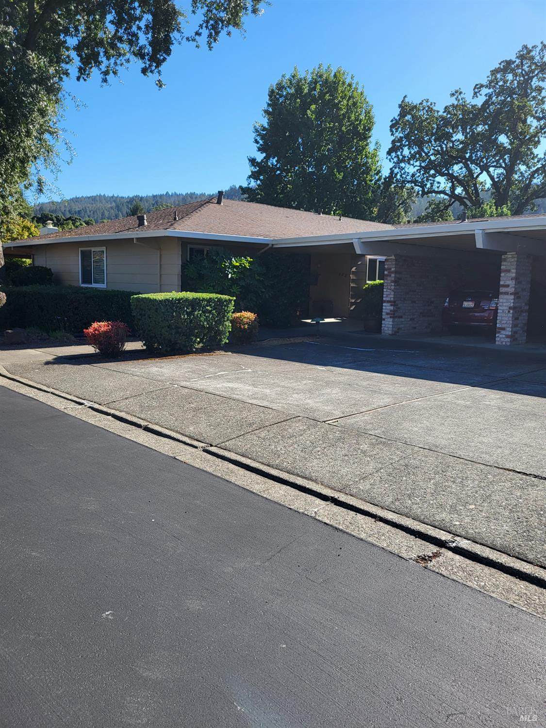 404 Meadowgreen Drive - Photo 1