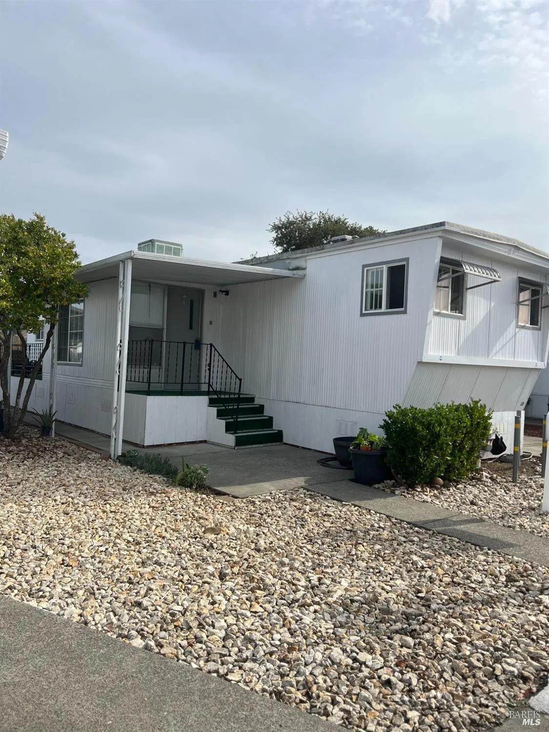 316 Pear Lane - Photo 1