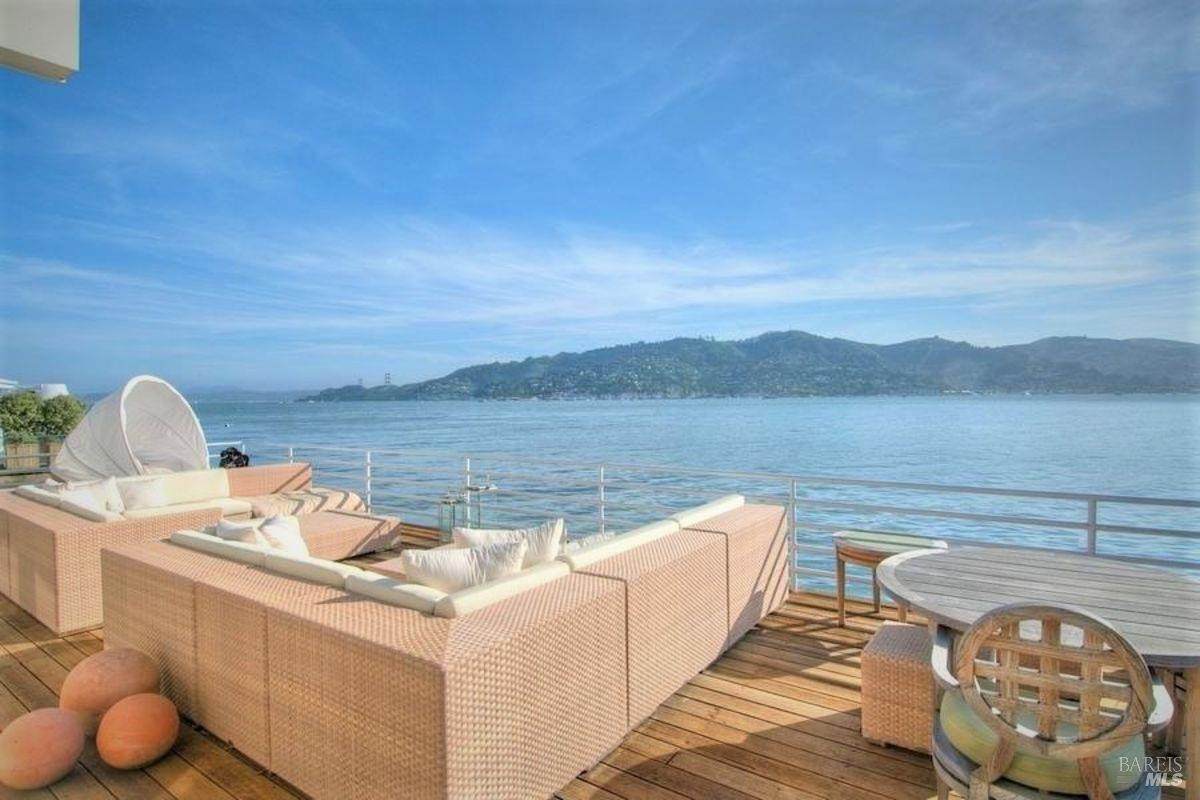 55 Shore Road - Photo 1