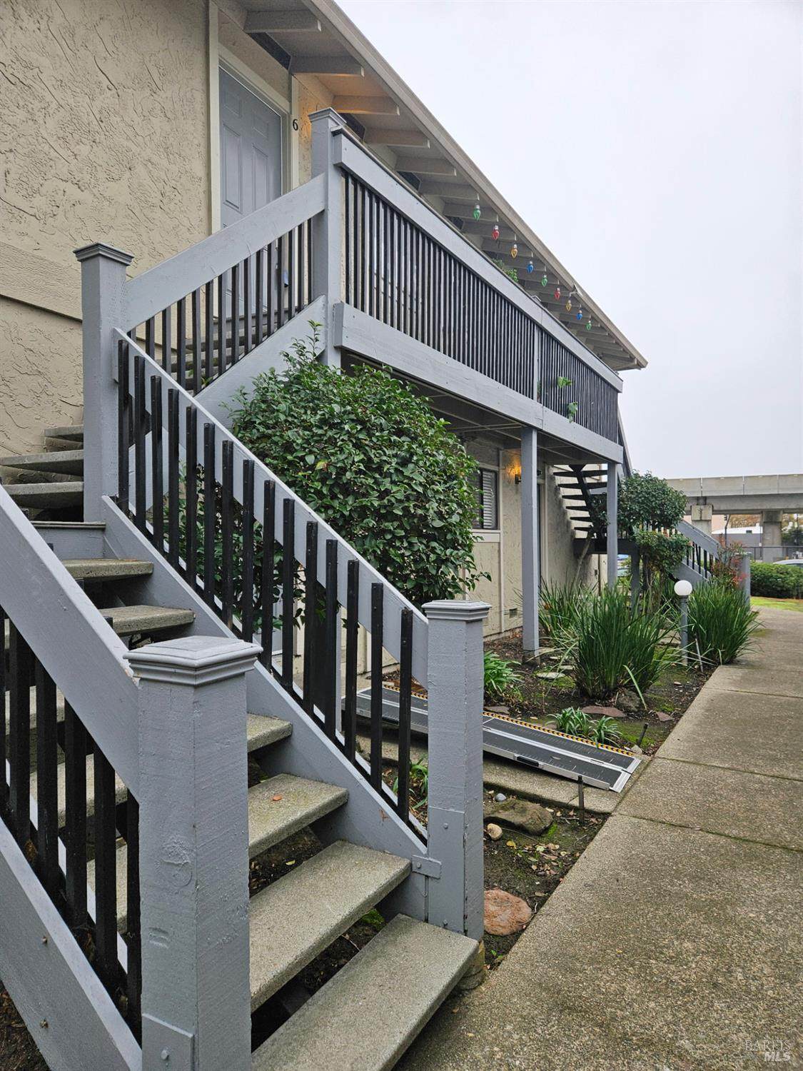 2601 Sinclair Avenue - Photo 1