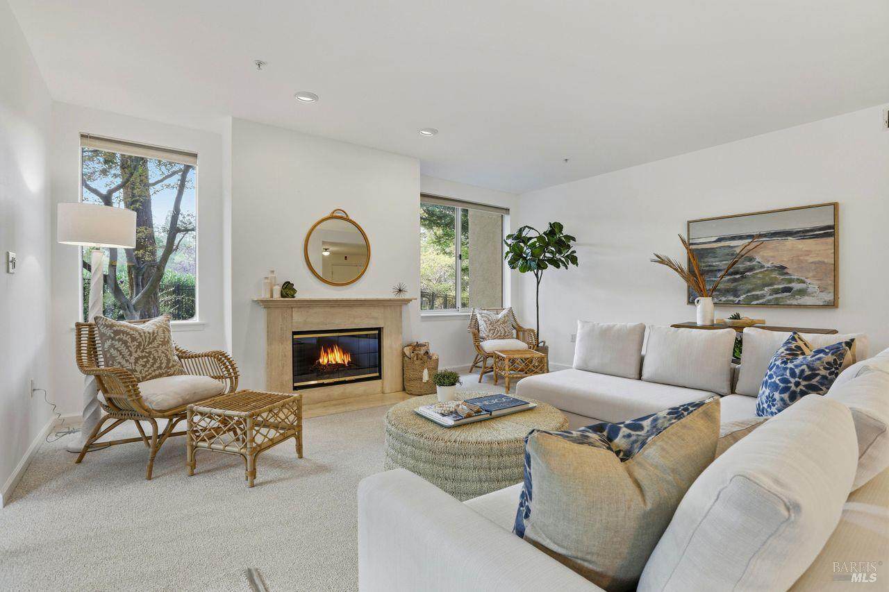 400 Deer Valley Road - Photo 1