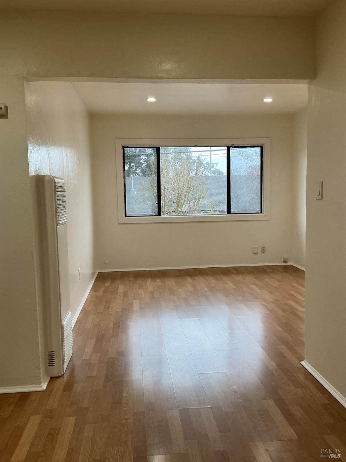 212 E Street - Photo 1