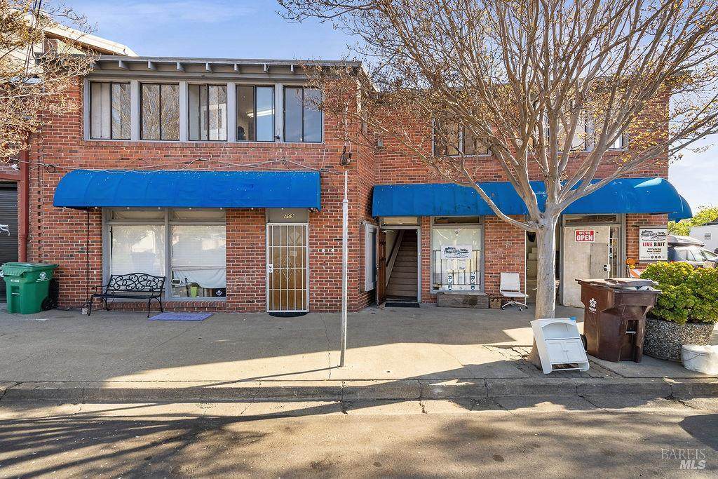 205 Pacific Avenue - Photo 1