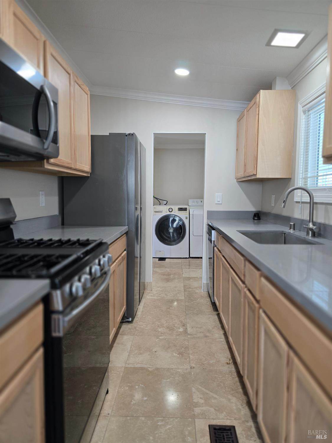 108 Cardinal Way - Photo 1