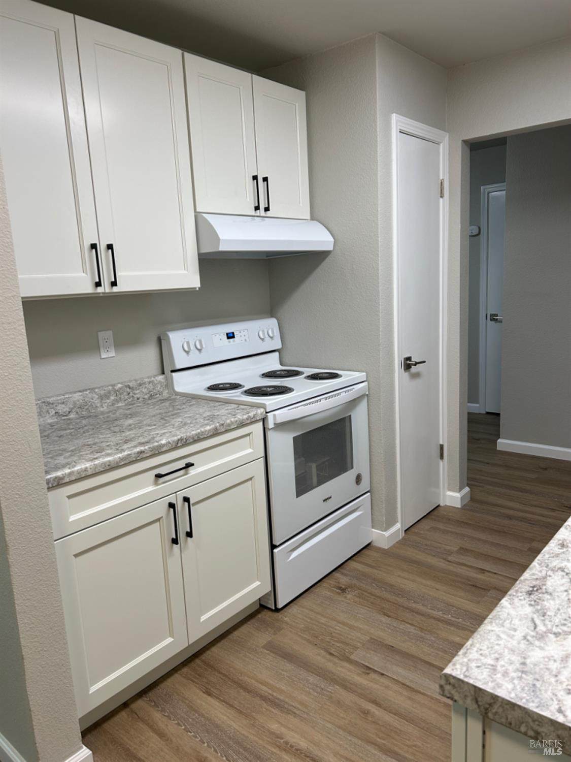 https://bt-photos.global.ssl.fastly.net/bareis/1280_boomver_1_91213817-2.jpg