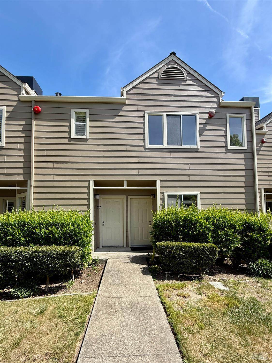 77 Parkview Circle - Photo 1