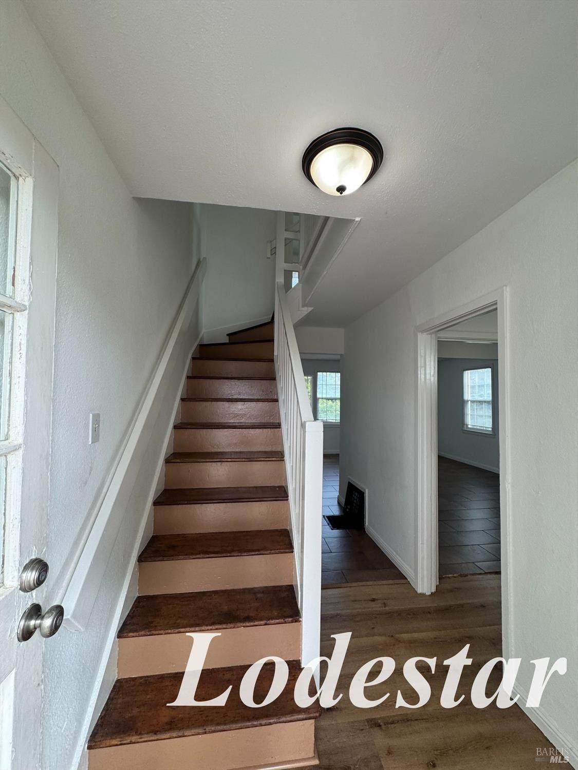 70 Parrott Street - Photo 1