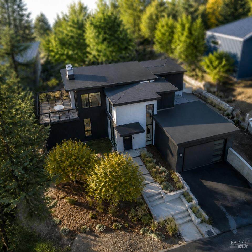 1 Redwood Avenue - Photo 1