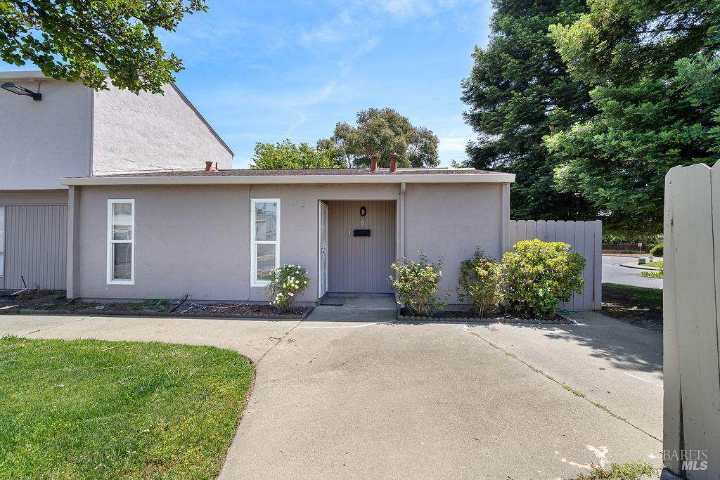 15 El Cerrito Court - Photo 1