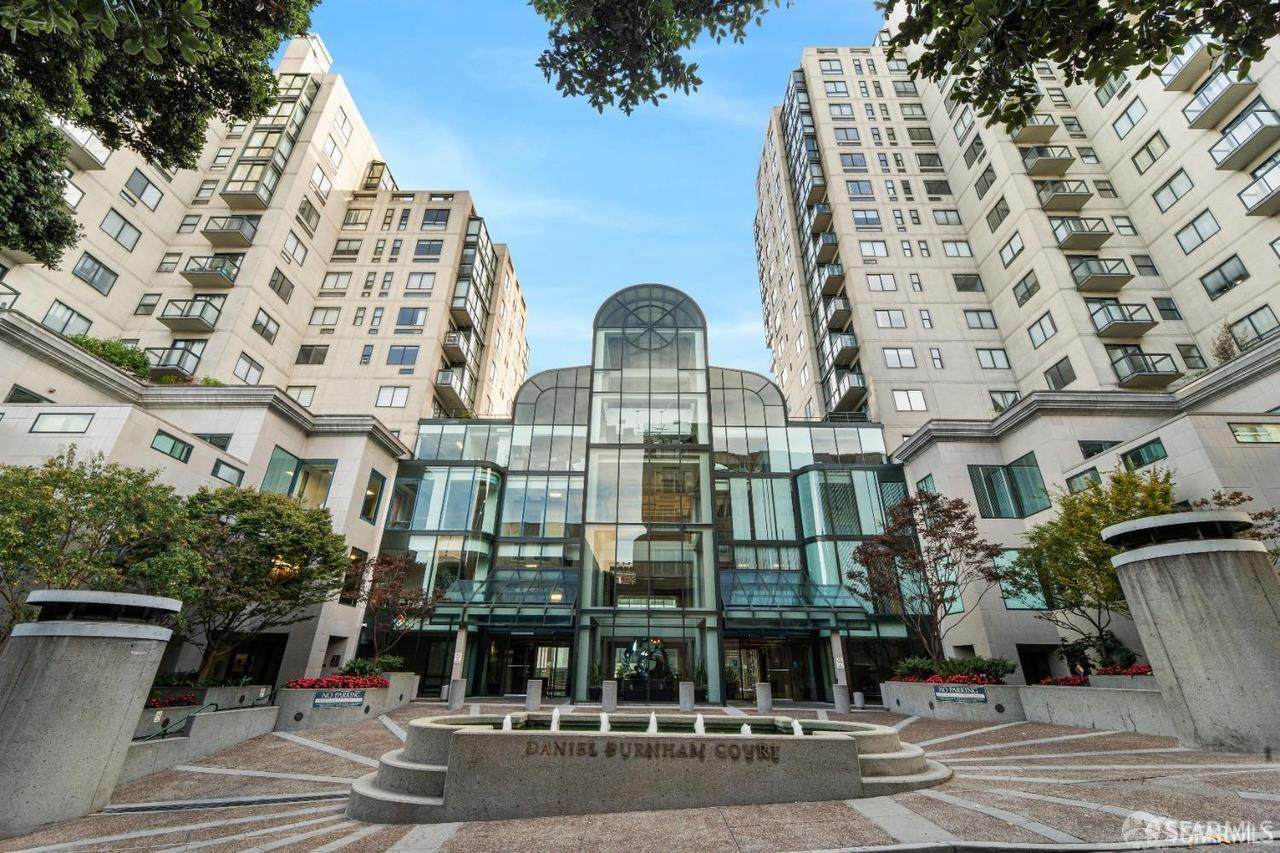1 Daniel Burnham Court - Photo 1