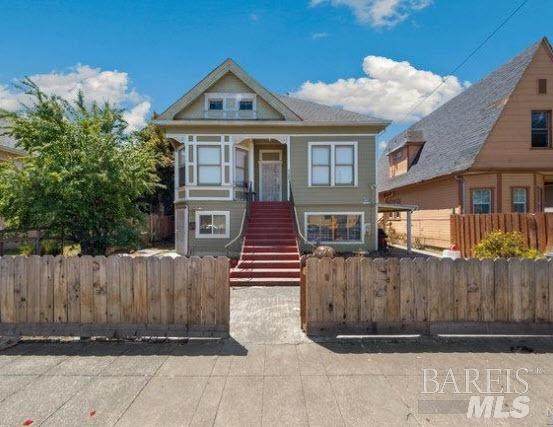 725 Louisiana Street - Photo 1