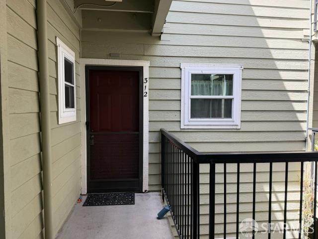 211 Fremont Street - Photo 1