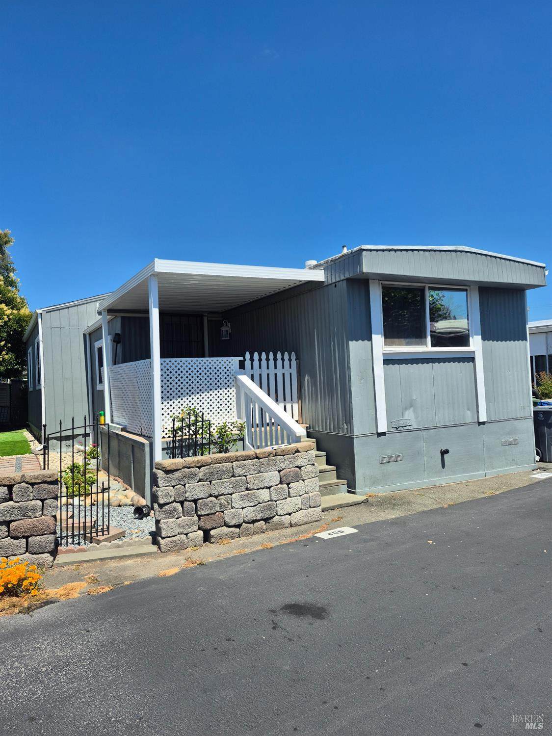 406 Sonoma Lane - Photo 1