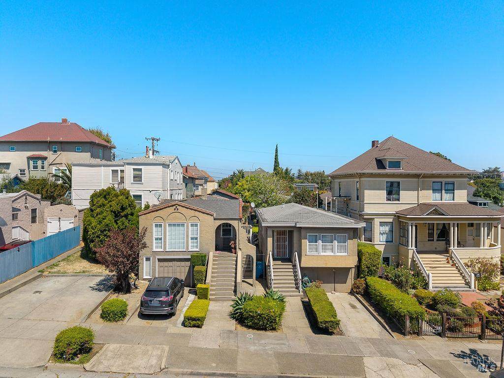 514 Florida Street - Photo 1