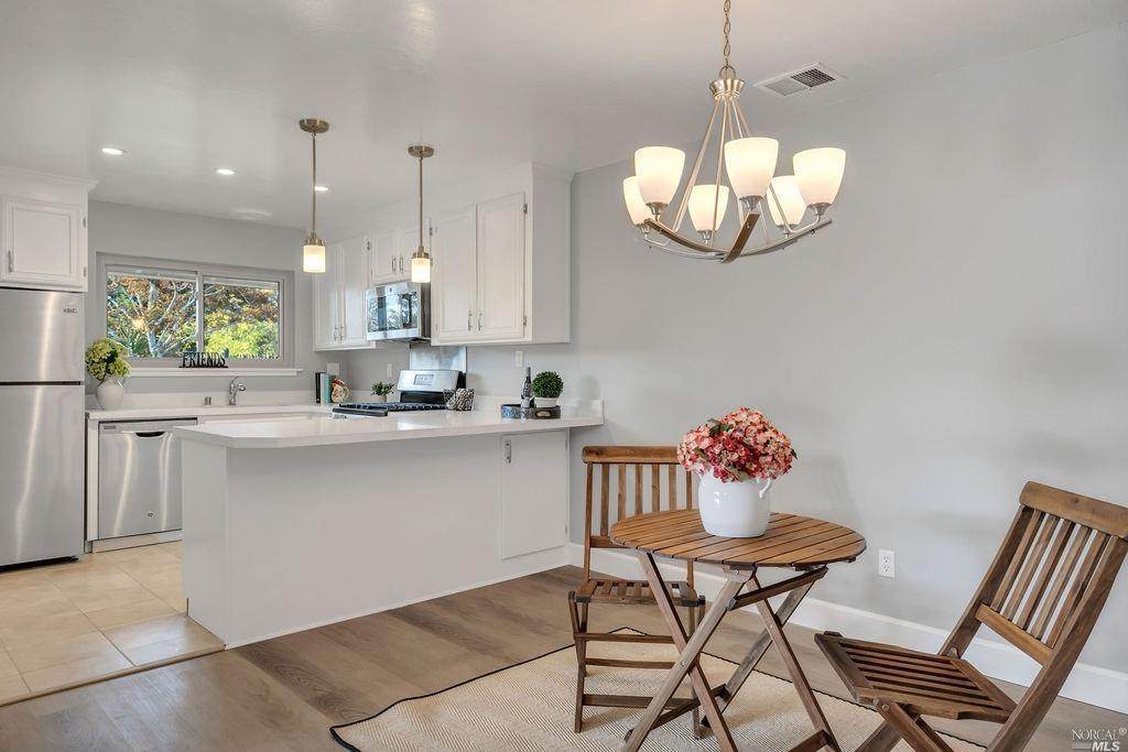 441 Las Casitas Court - Photo 1