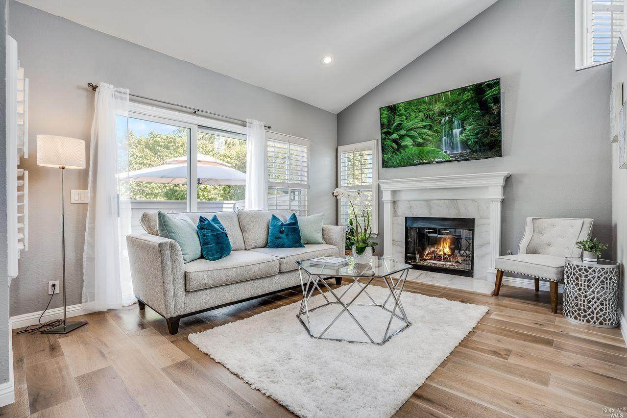 39 Mariners Circle - Photo 1