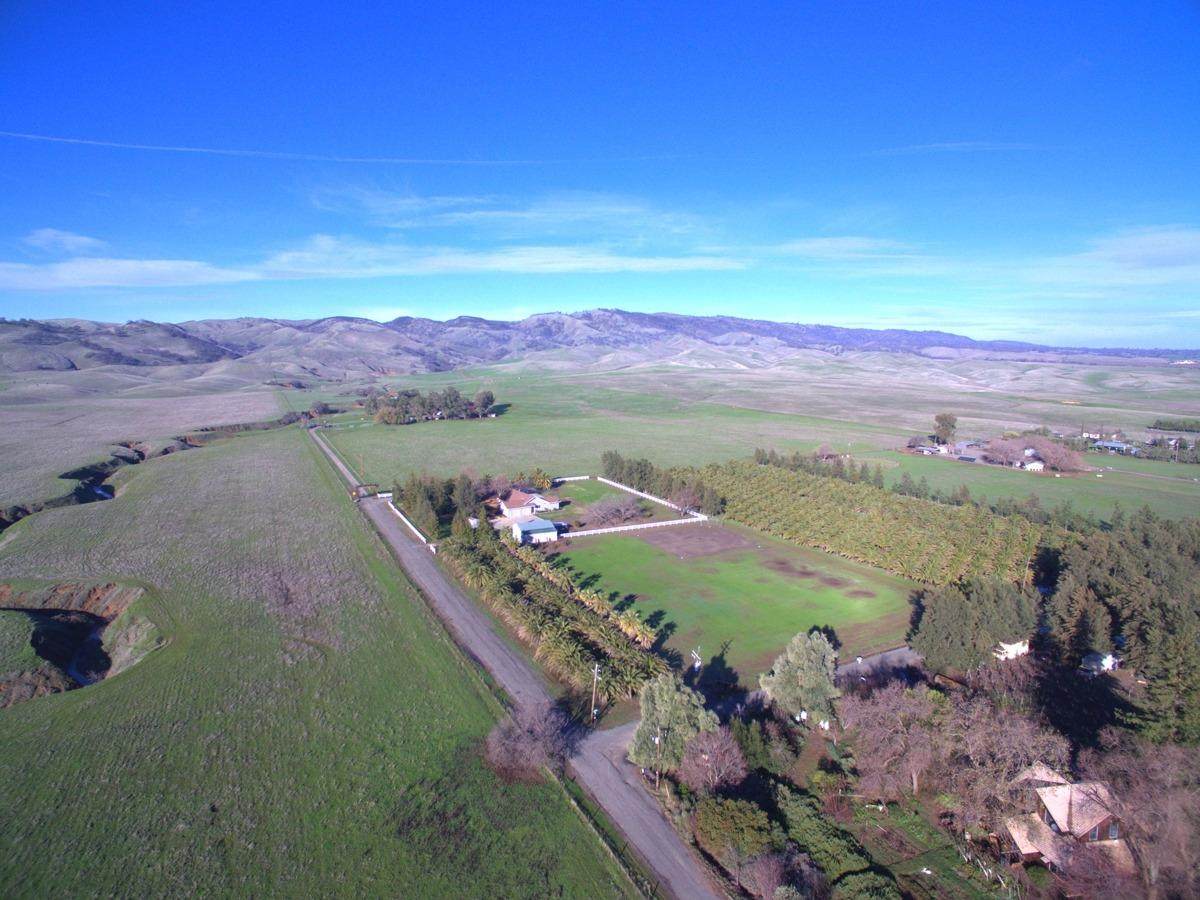 24004 County Road 15B - Photo 1