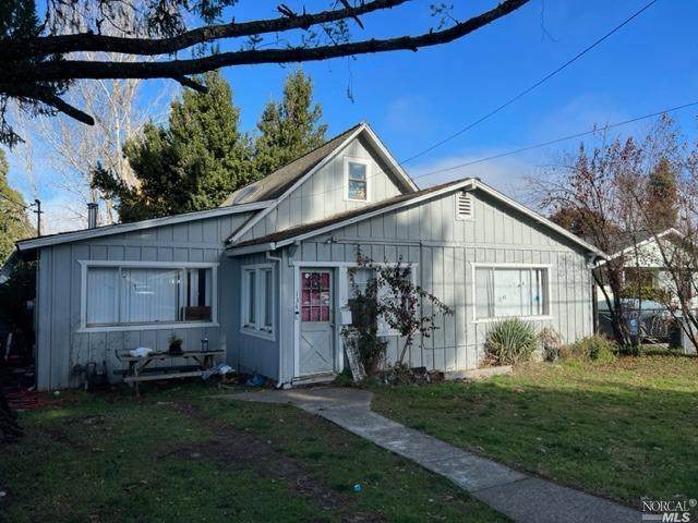 134 Oak Street - Photo 1