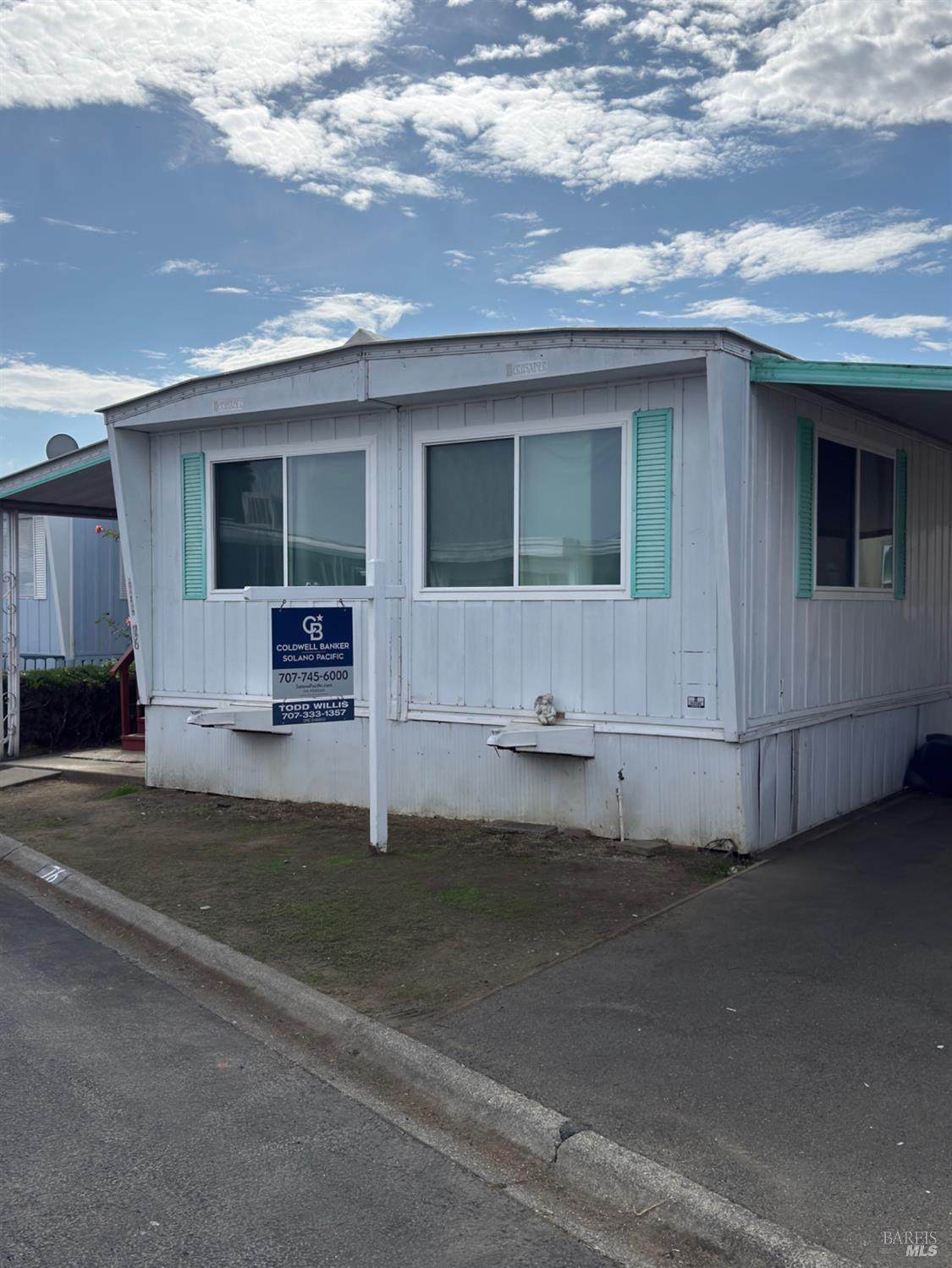 76 Heliotrope Street - Photo 1