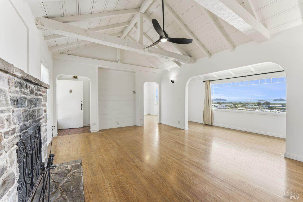 111 Altena Street - Photo 1