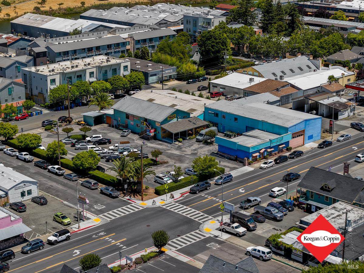 409 Petaluma Boulevard - Photo 1