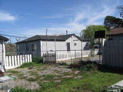 445 Railroad Avenue - Photo 1