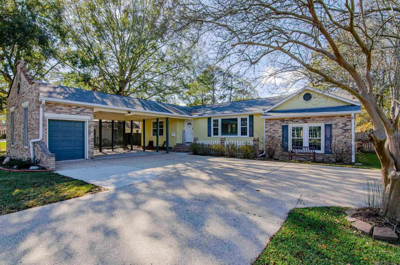 270 Croydon Ave - Photo 1