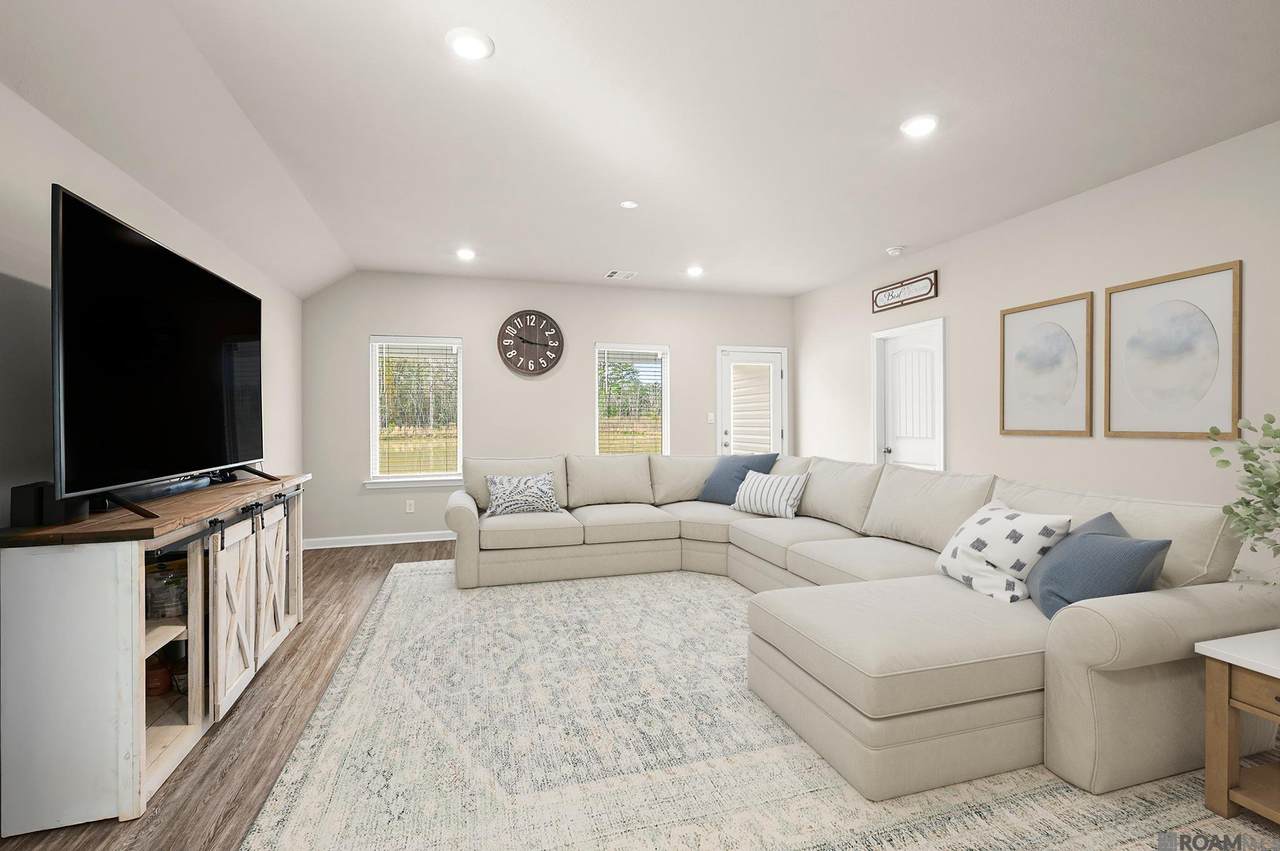 13083 Bayberry Ave - Photo 1